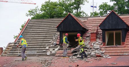 Nawet 20 tys. zł do wymiany dachu. Program dopłat wydłużony