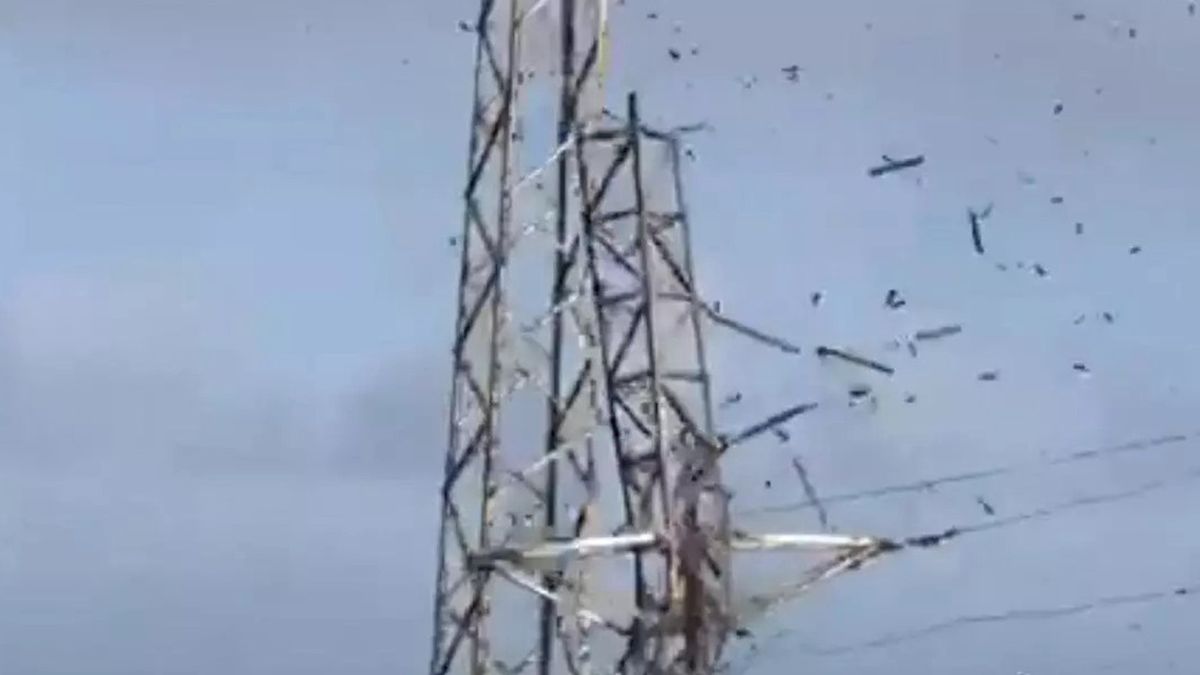Maszt energetyczny rozsypał się jak plastikowa zabawka