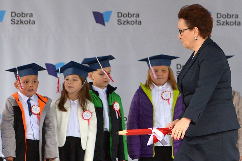 Minister edukacji Anna Zalewska podczas inauguracji nowego roku szkolnego