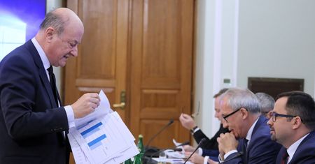 Komisja śledcza ds. VAT przesłuchała Jana Vincenta-Rostowskiego. Zeznawał ponad 9 godzin