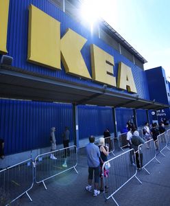 Pisał cytaty z Biblii, został zwolniony. Jest akt oskarżenia