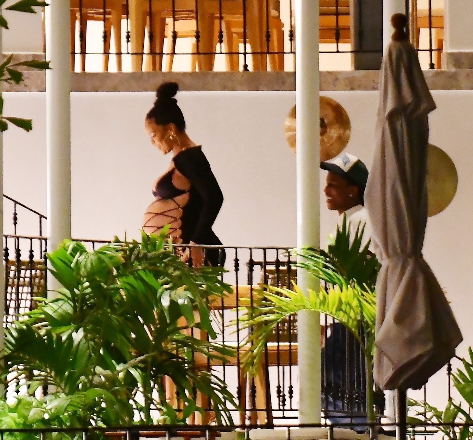 Rihanna i ASAP Rocky na kolacji ze znajomymi