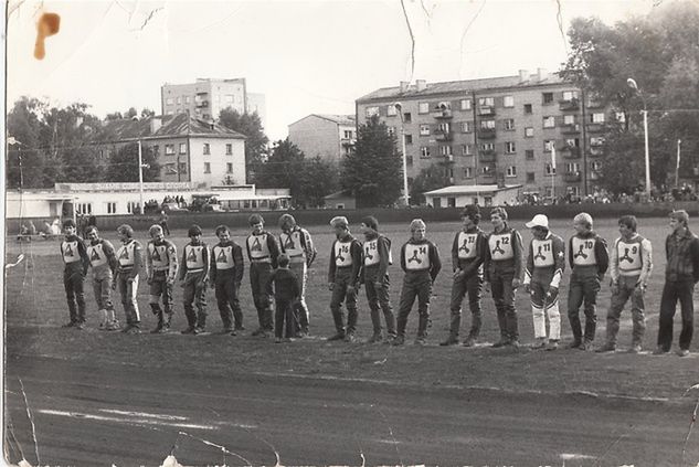 Przed meczem Lokomotive-Turbina Bałakowo (sezon 1984), stadion przed rozbudową