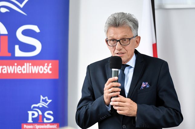 NDE2MjYwJy1qfWJcbUM2cHcLYg53AD4tKFVjGjVY