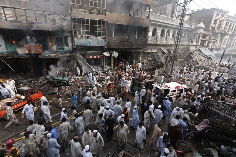 Zamach w Pakistanie. W Peszawarze zginęło ponad 30 osób