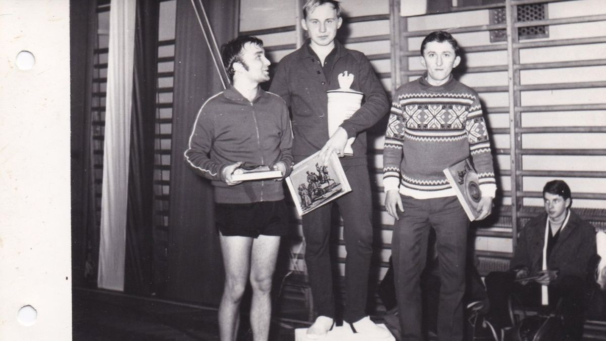 Zdjęcie okładkowe artykułu: Archiwum prywatne /  / Na zdjęciu: Andrzej Domicz (pierwszy od lewej)