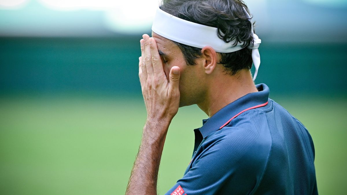 Zdjęcie okładkowe artykułu: PAP/EPA / SASCHA STEINBACH / Na zdjęciu: Roger Federer