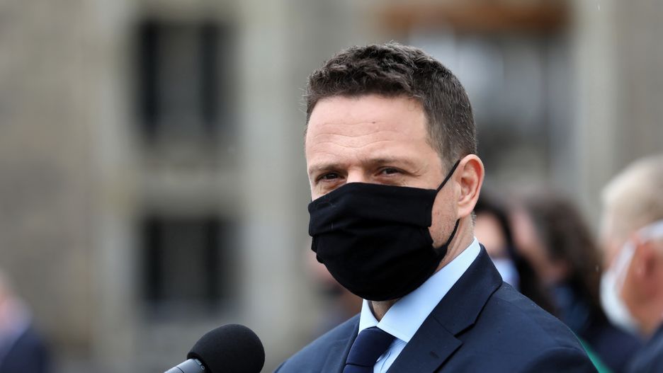 Wybory 2020. Rafał Trzaskowski uderza w PiS. "Rząd miał przygotować tarczę, a nie pałkę"
