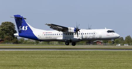 Ukryta w kanapce. Przymusowe lądowanie przez "pasażerkę na gapę"