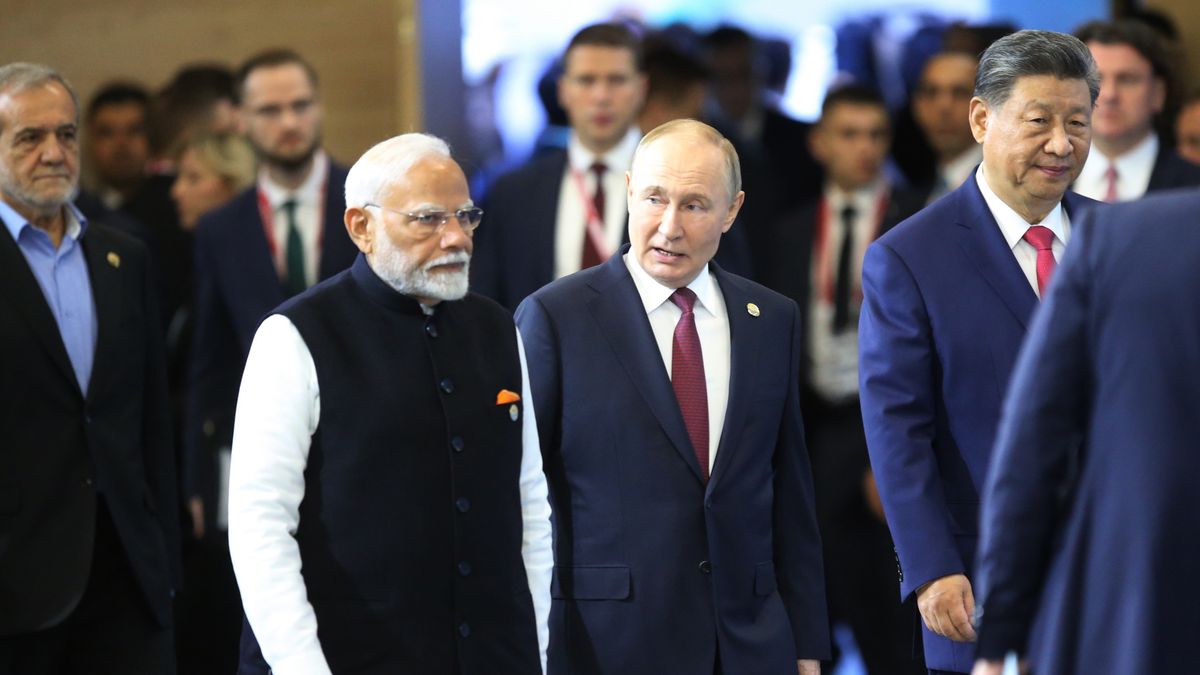 Na zdjęciu premier Indii Narendra Modi i Władimir Putin podczas spotkania w Kazaniu w październiku 2024 roku