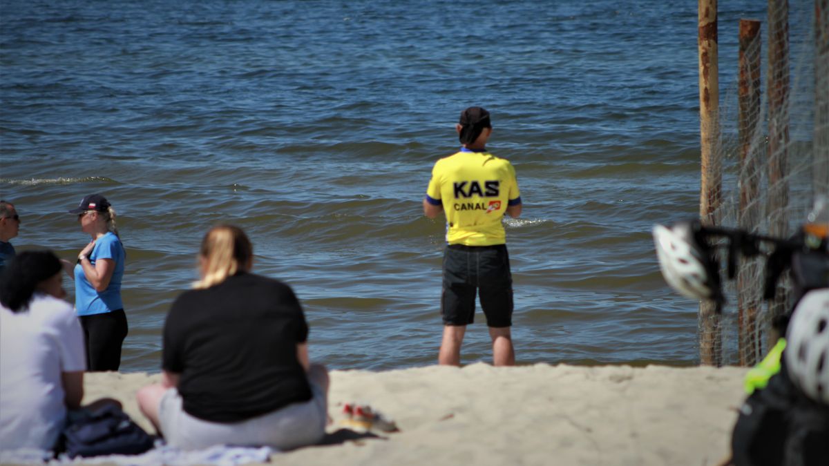 Plaża w Piaskach, tuż przy granicy z Rosją.