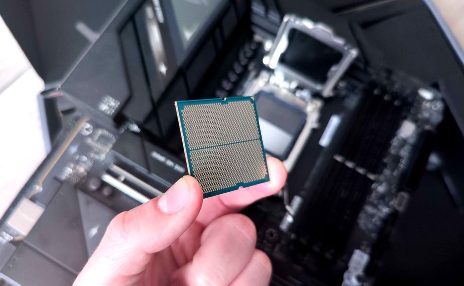 AMD Ryzen 7 7700X3D miał być hitem. Ja go nie kupię (przynajmniej na razie) [Opinia]