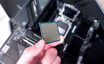 AMD Ryzen 7 7700X3D miał być hitem. Ja go nie kupię (przynajmniej na razie) [Opinia]