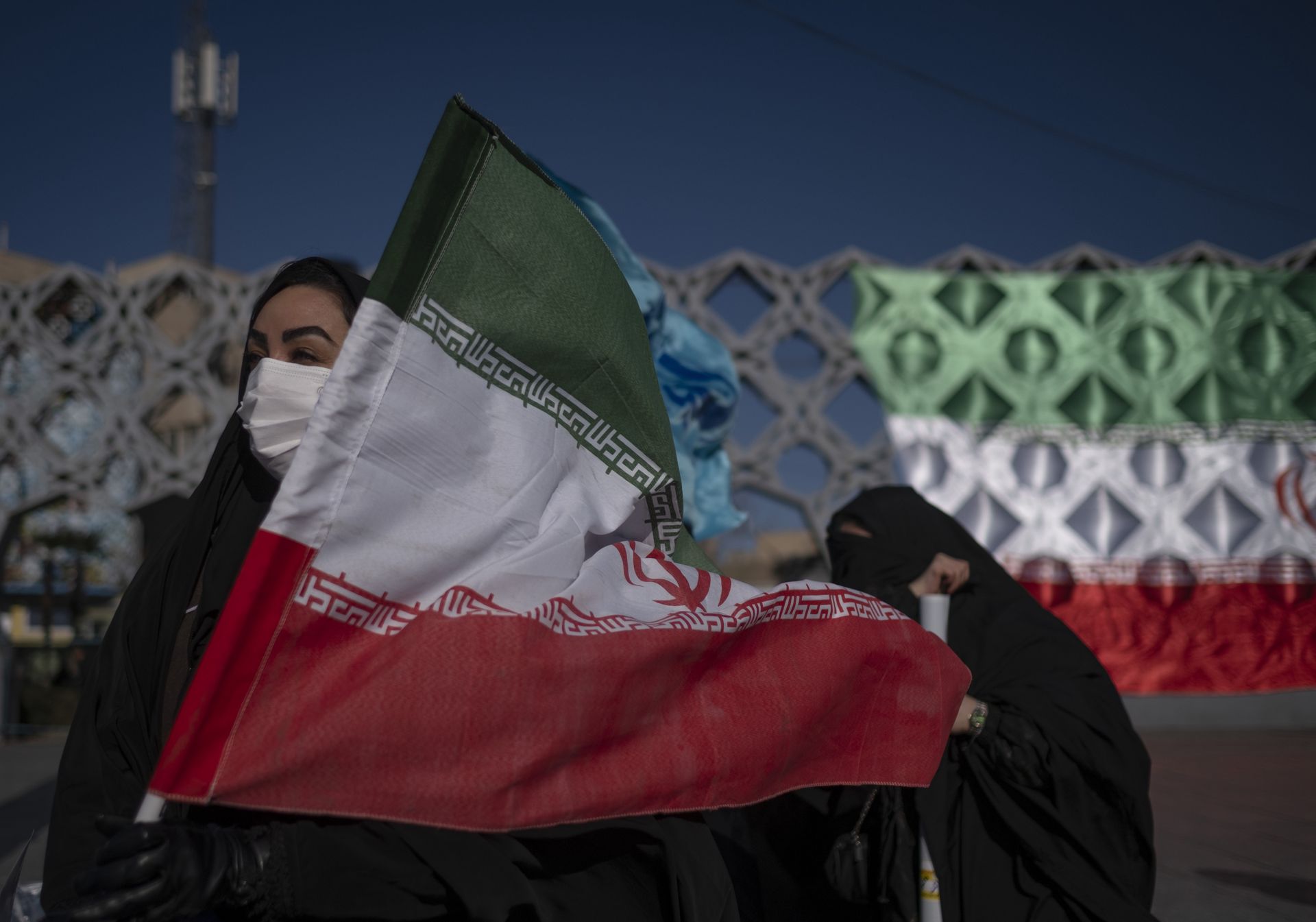 wiadomości,aktualności,WP Wiadomości Protesty w Iranie. 16 ofiar śmiertelnych i setki aresztowanych
