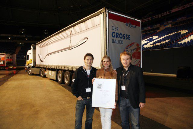 15 gigantycznych reklam na ciężarówkach - Photoshop vs. rzeczywistość 8