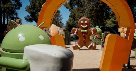 Google Sklep Play. Wykryj i usuń chińskie aplikacje ze smartfonu
