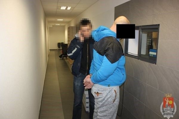 Handlarz narkotyków w rękach policji. "Wprowadzał do obrotu środki odurzające"