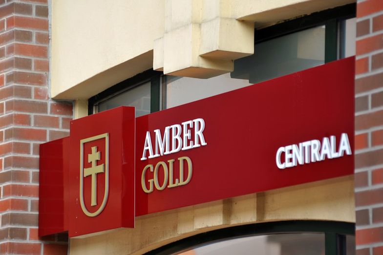 Amber Gold nie wypłaca pieniędzy klientom