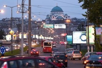 To tu masowo zjeżdżają Rosjanie. Mówią, że uciekają przed Putinem