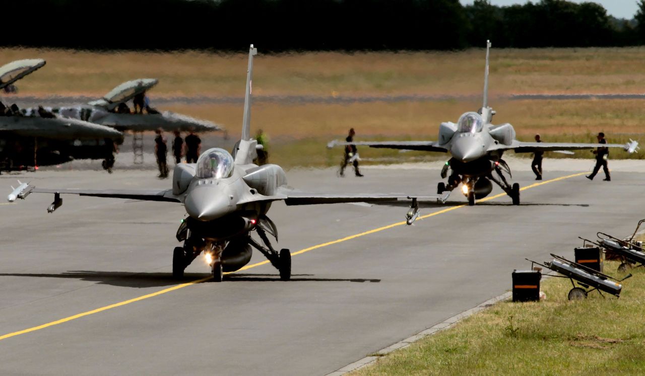 Mirage 2000 dla Ukrainy. Myśliwce będą uzupełniać możliwości F-16