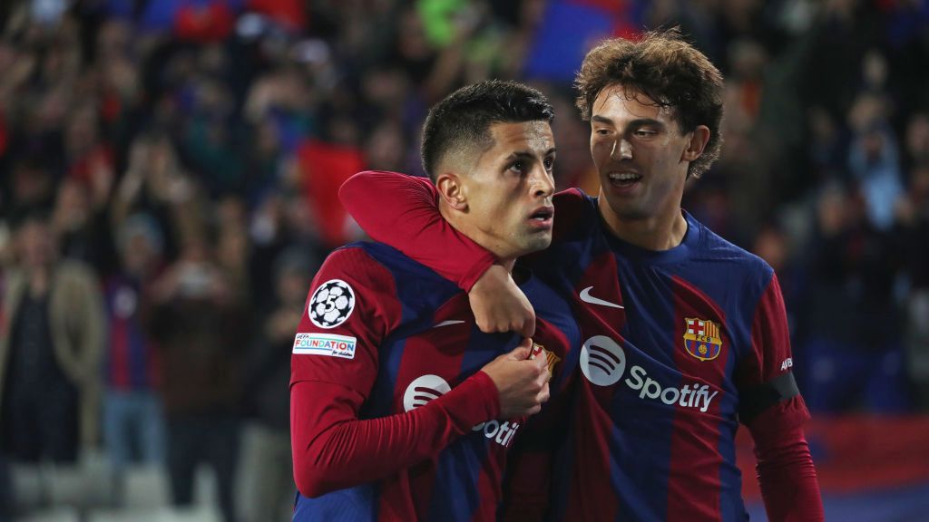 Getty Images /  Joan Valls/Urbanandsport/NurPhoto / Na zdjęciu: Joao Cancelo i Joao Felix