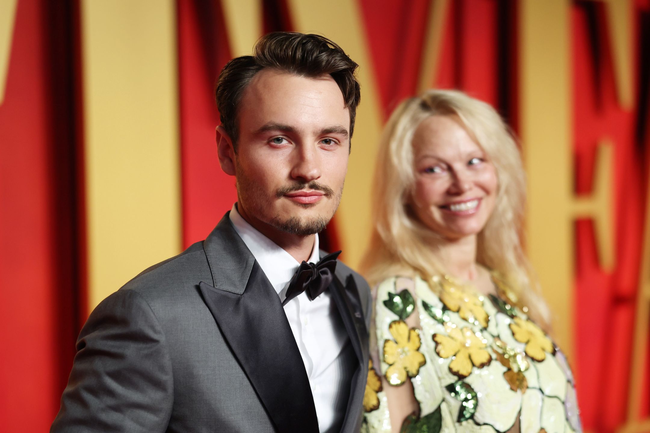 Pamela Anderson i Brandon Thomas Lee na Oscarach