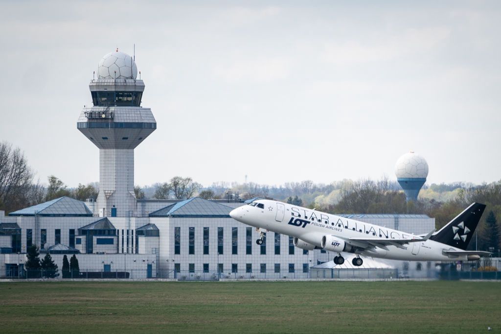 Sporów w PAŻP jest więcej. Inni związkowcy zarzucają dyskryminację w nowym regulaminie wynagrodzeń