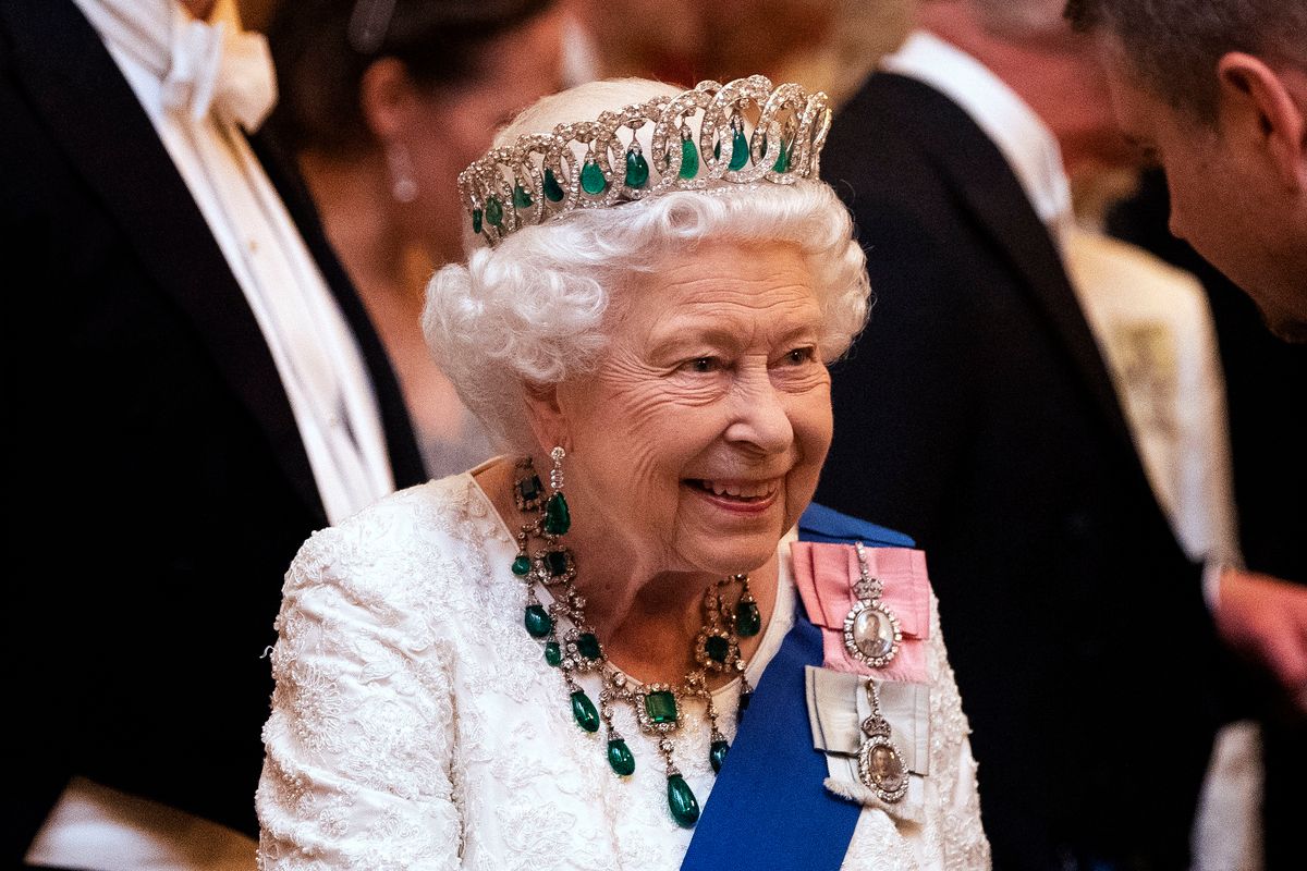 Królowa Elżbieta II w tym roku bez wnuków w Boże Narodzenie. Jak będą wyglądały jej święta?