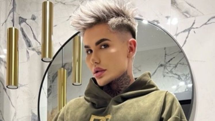 Polski Ken pochwalił się umięśnionym brzuchem 