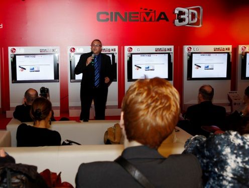 James Cameron wspiera pasywne 3D... tak jakby 2