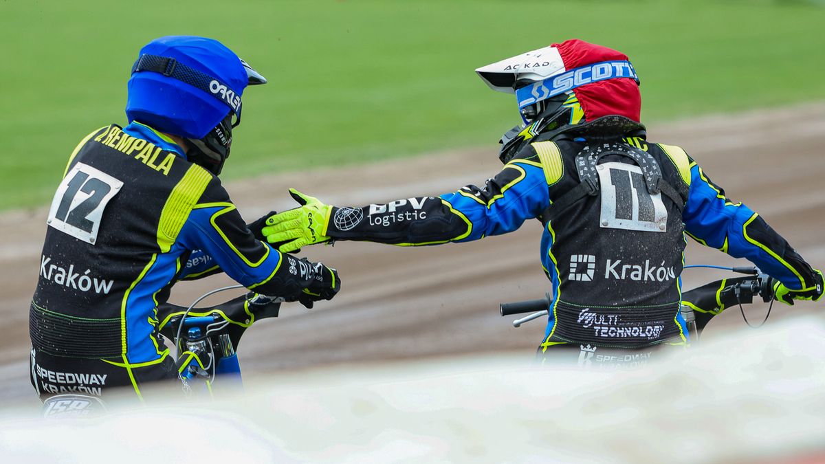 WP SportoweFakty / Michał Krupa / Na zdjęciu: Zawodnicy Speedway Kraków
