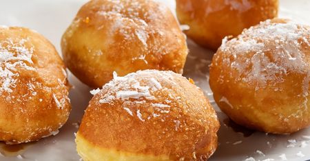 Te pączki robię bez drożdży. Mimo to wychodzą mięciutkie i pulchne
