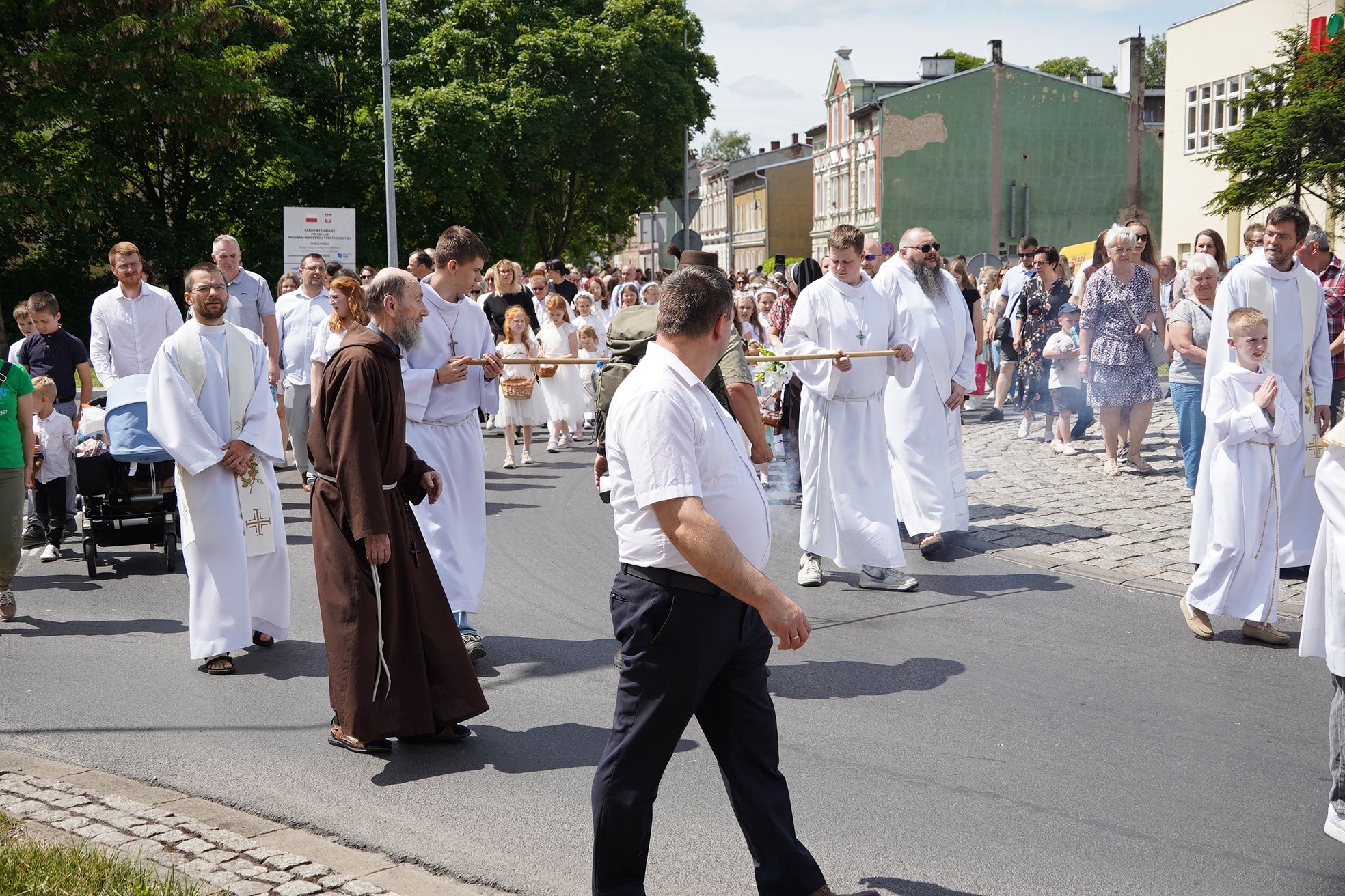 Procesja Bożego Ciała w parafii pw. Św. Antoniego w Pile