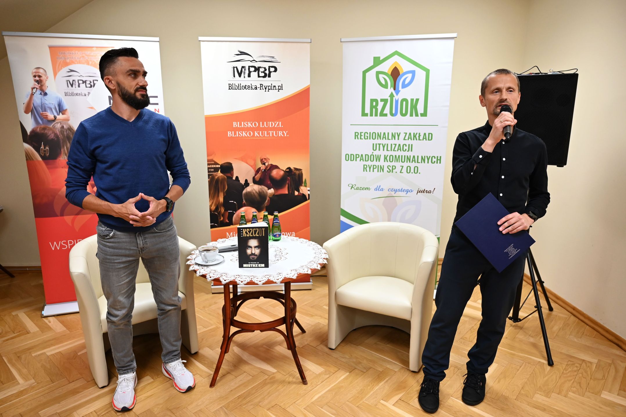 Adam Kszczot spotkał się z mieszkańcami i młodymi sportowcami