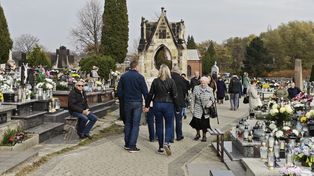 Sosnowiec: Cmentarz na Zuzannie pełen pamięci. Od powstańców do Gierka