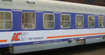 PKP Intercity szykuje modrnizację taboru. Na początek 470 wagonów i 7 lokomotyw
