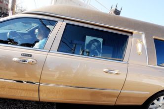 Pogrzeb Whitney Houston. Bobby Brown nieobecny