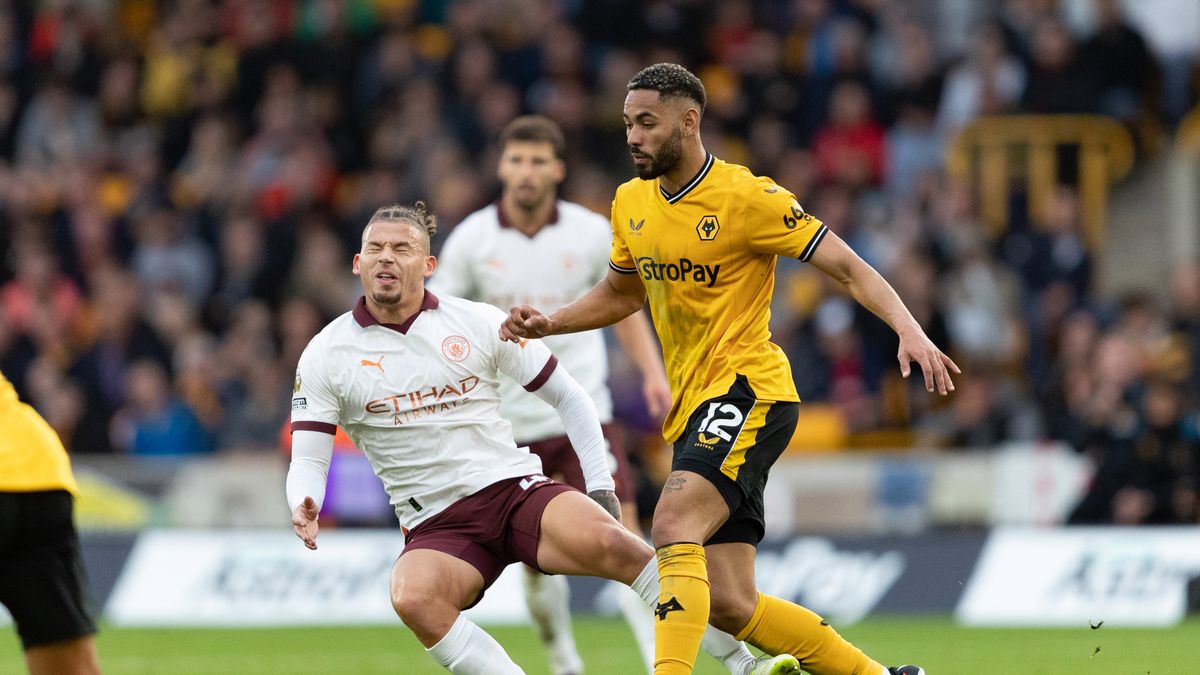 Getty Images / Gustavo Pantano/MI News/NurPhoto / Na zdjęciu: Kalvin Phillips (upada)