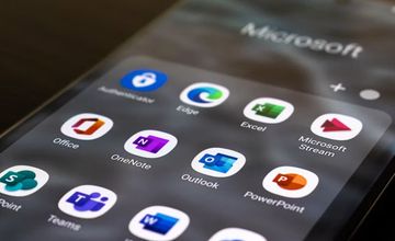 "Egzystencjalne zagrożenie" dla wydawców. Pracownicy OpenAI i Microsoftu ostrzegali przed skutkami AI