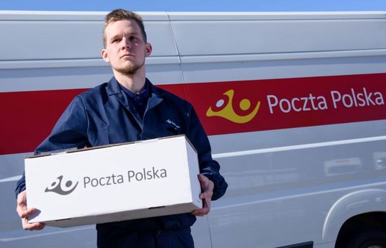 Poczta Polska chce być jak InPost i DHL. Kurierzy na umowach B2B