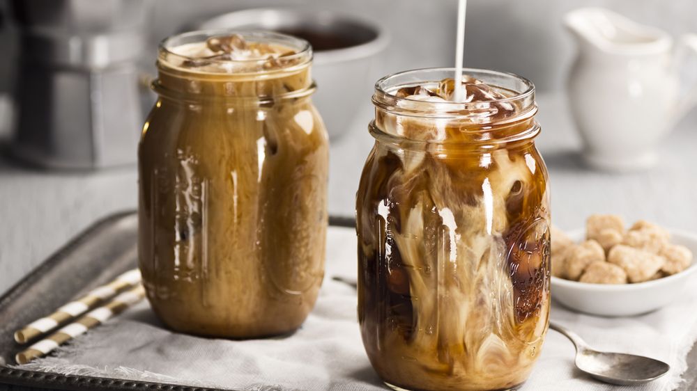 Kawa mrożona na bazie mleka (mocha)