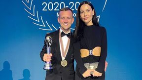 Żużel. Gwiazdy i ich piękne partnerki na czerwonym dywanie. "To spełnienie marzeń stanąć obok mistrzów"