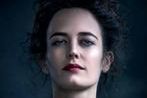 Eva Green pocieszana w ''Domu grozy''