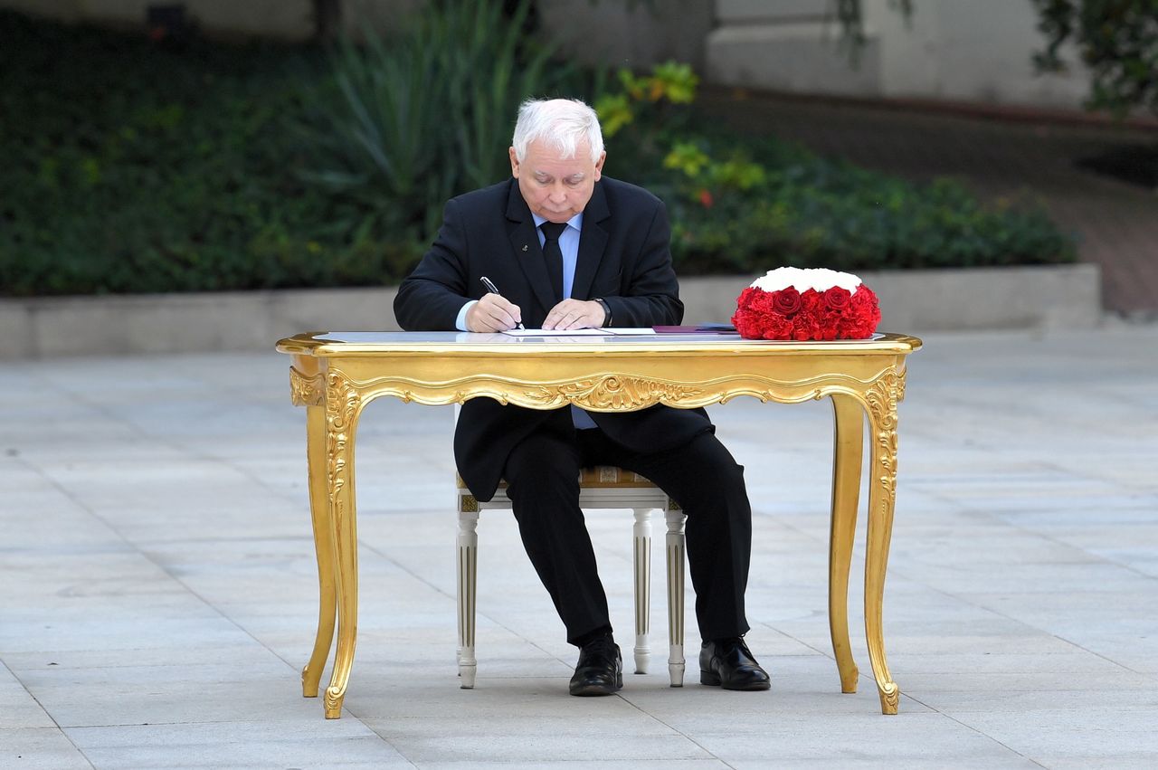 Jarosław Kaczyński w rządzie. Znane zadania komitetu, którym pokieruje szef PiS