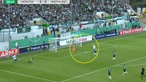 Polak miał piłkę trzy metry przed bramką. Niebywałe, co zrobił