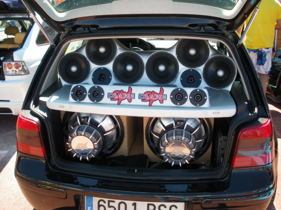 Ekstremalne zabudowy car audio [galeria] 38