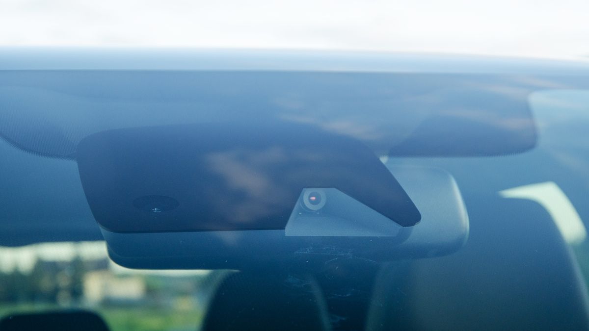 Kamery w samochodach montowane są już masowo, ponieważ to głównie one odpowiadają za systemy bezpieczeństwa.