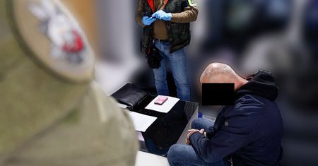 Duża akcja CBŚP i prokuratury. Złodzieje aut zatrzymani. Wpadło aż 11 osób