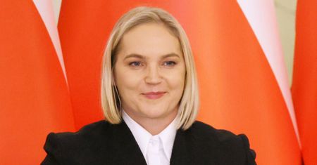 Znamy wysokość odprawy Chorosińskiej. Nikt nie podejrzewał kwoty
