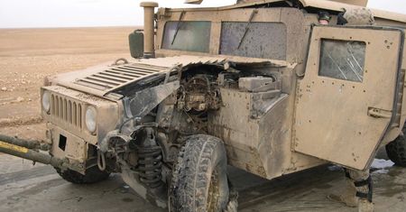 Humvee ratuje życie. Wybuch rosyjskiej miny pokazany na wideo